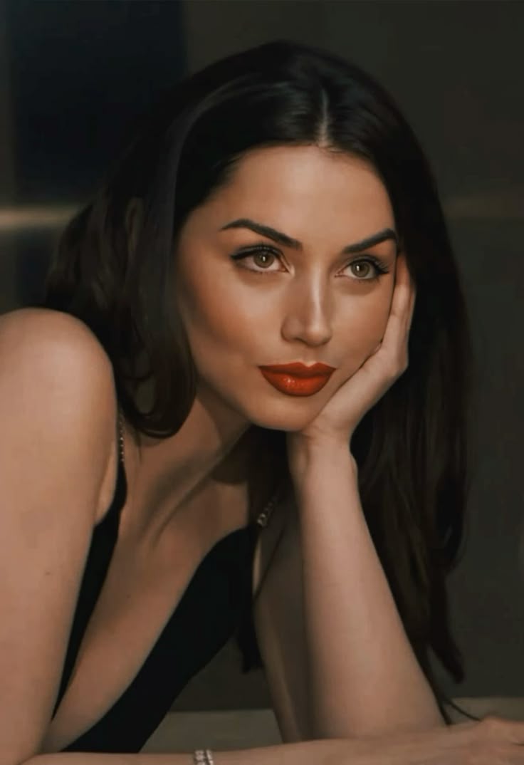 بیوگرافی آنا د آرماس 