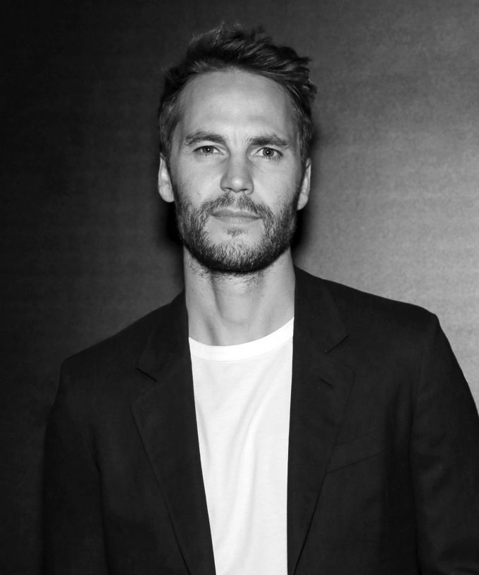 taylor kitsch photo