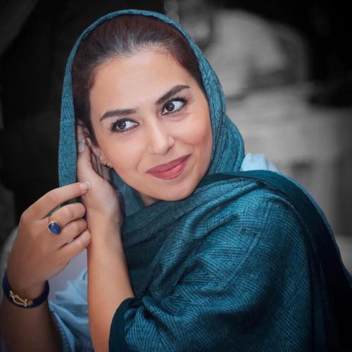 تینا پاکروان در خاتون / 303 بیوگرافی تینا پاکروان در خاتون