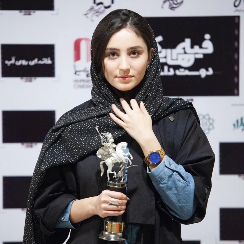 رشته تحصیلی سها نیاستی