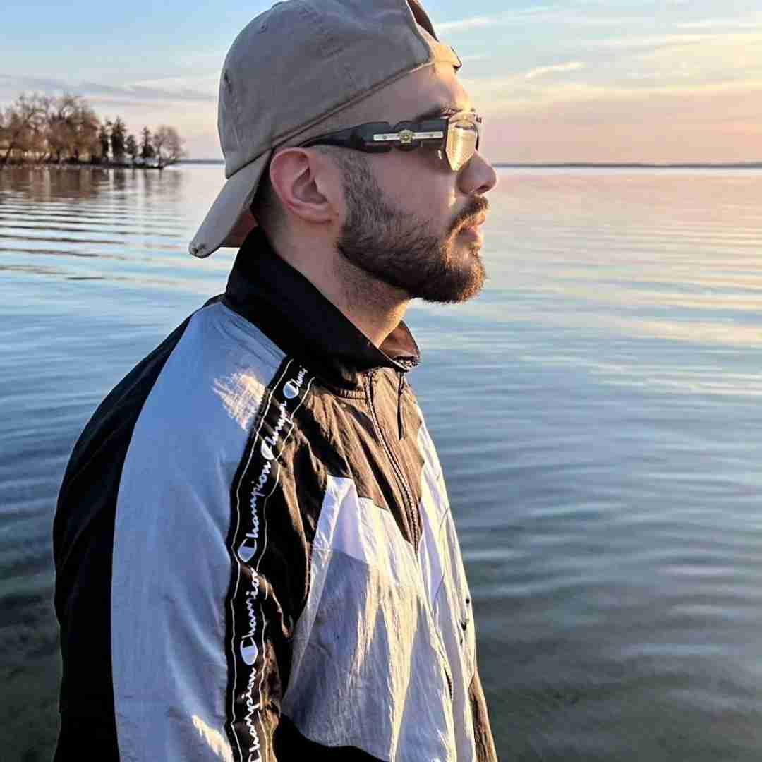 والپیپر علی آزا والپیپر علی آزا