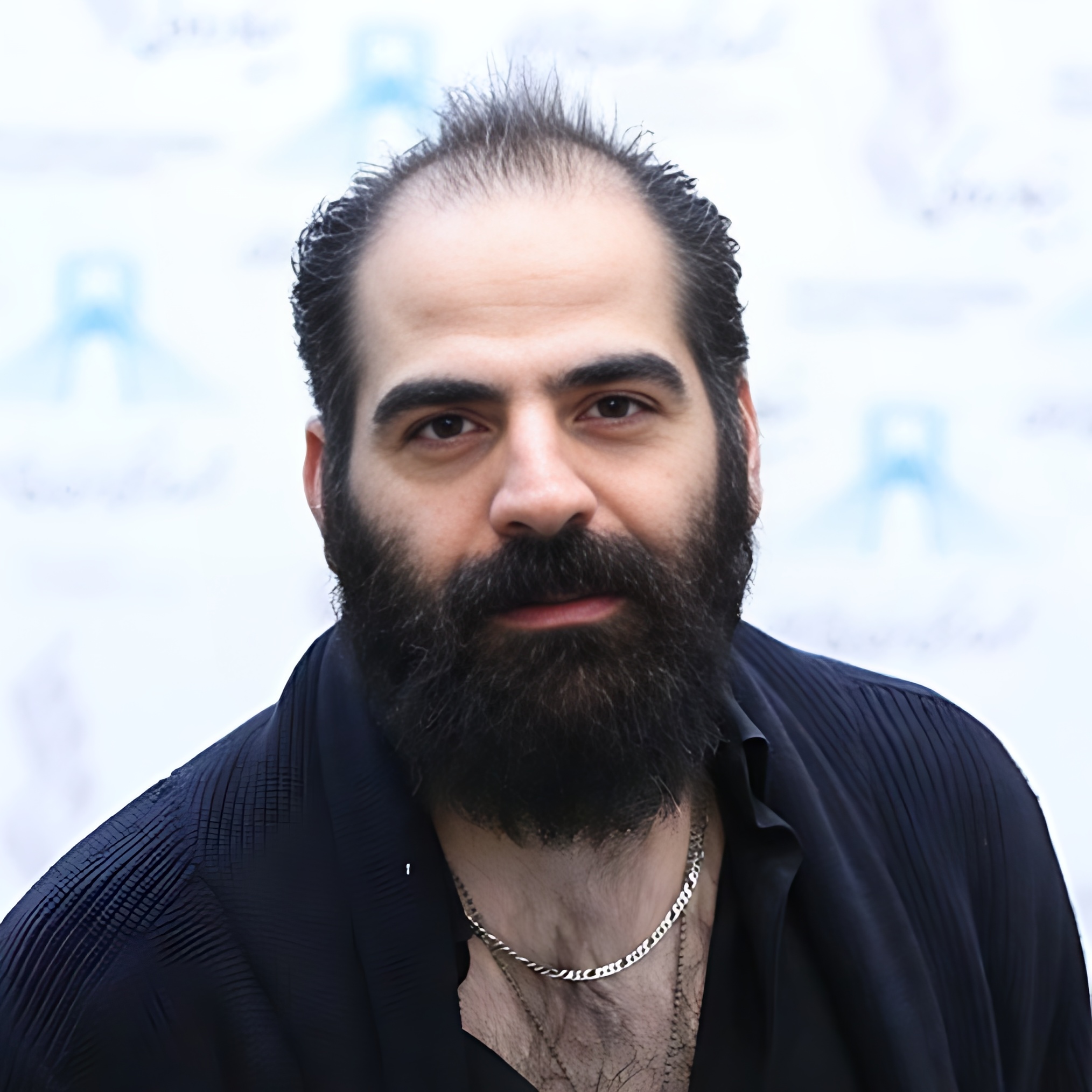 عکس  مهیار علیزاده برای موبایل 