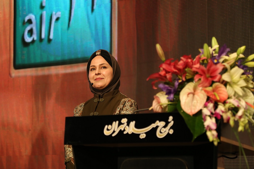 عکس فريبا علومی برای کامپیوتر