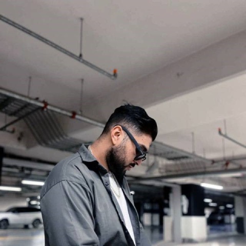 عکس امیر ریبار برای موبایل