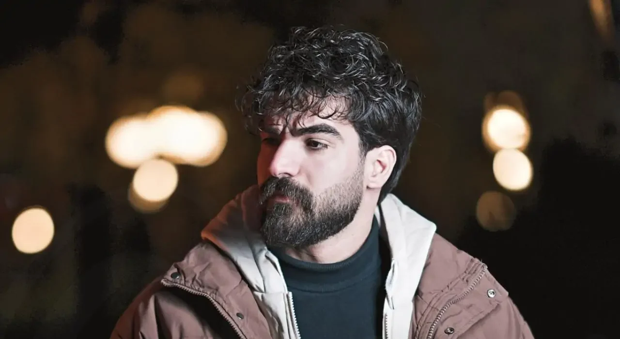 عکس حمیدرضا بابایی برای موبایل