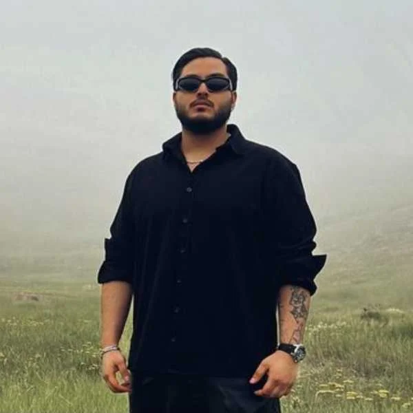 عکس هومان