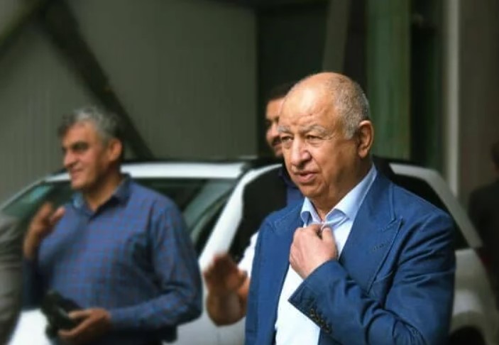 غلامعلی سلیمانی کارخانه همبرگرزنی