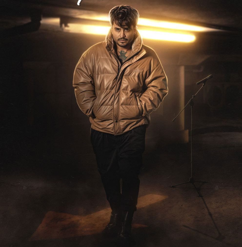 عکس میلاد راستاد برای کامپیوتر