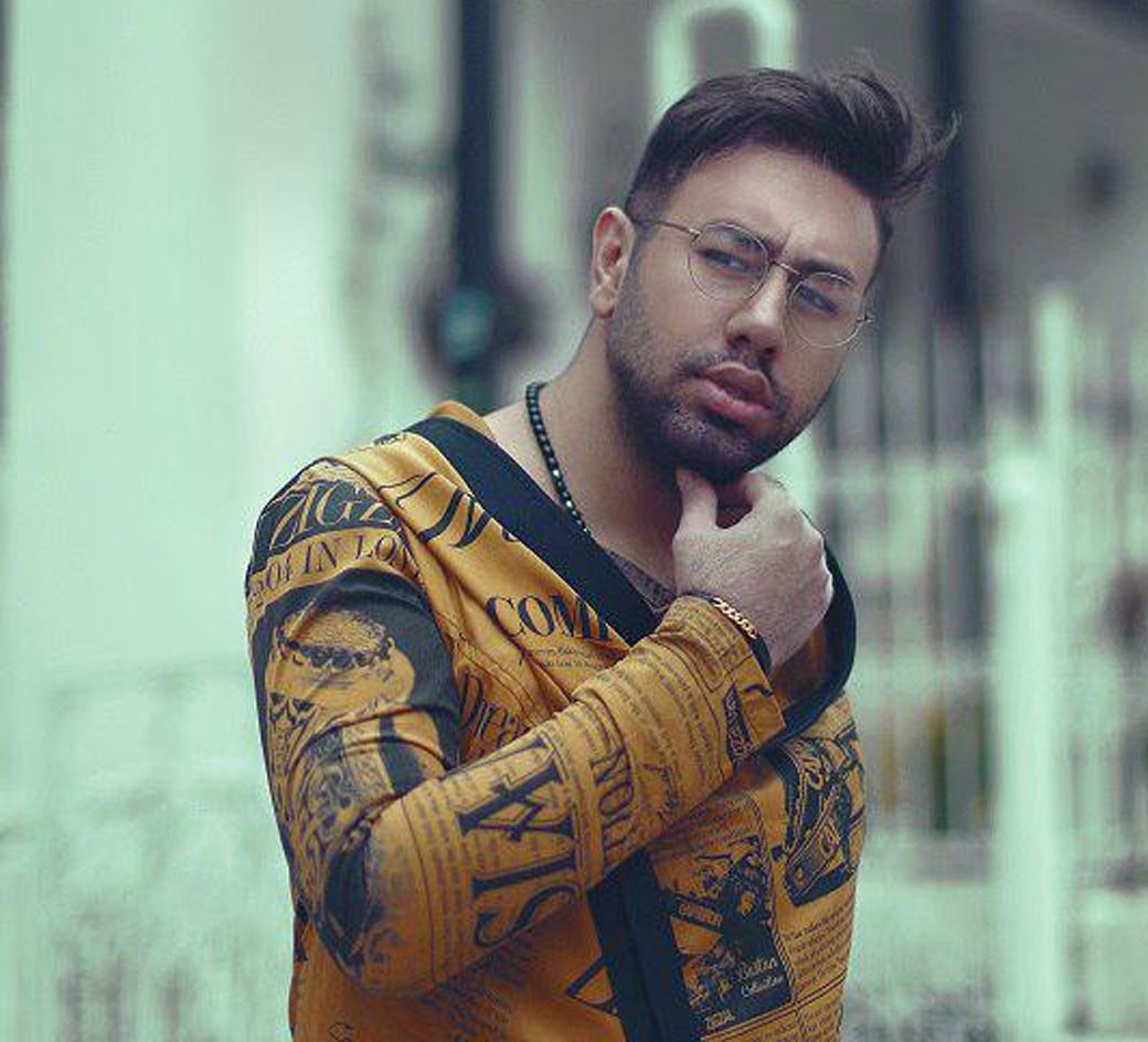 عکس محمد لطفی برای کامپیوتر