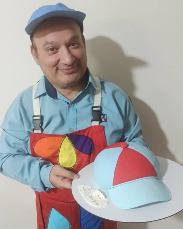 عکس قلقلی - 303 بیوگرافی