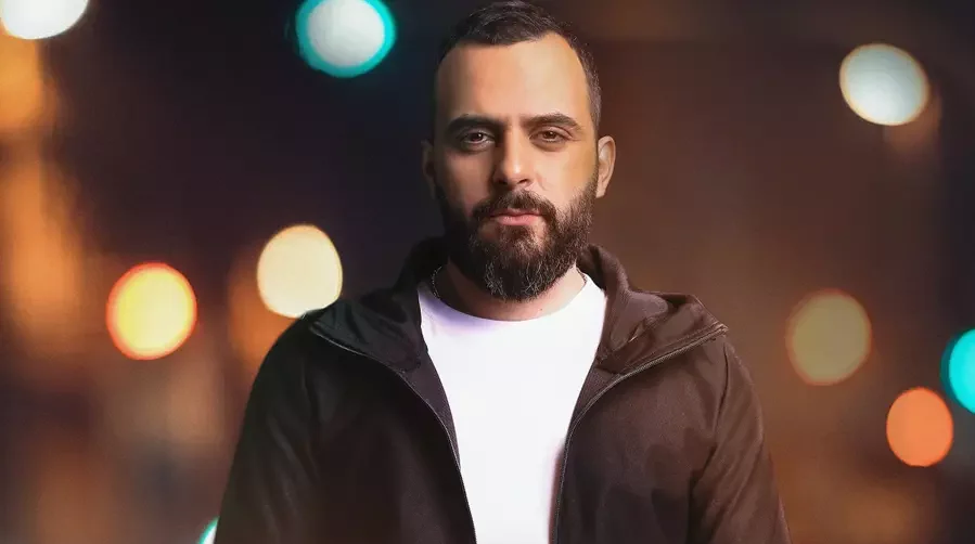 تحصیلات محمد زارع تحصیلات محمد زارع