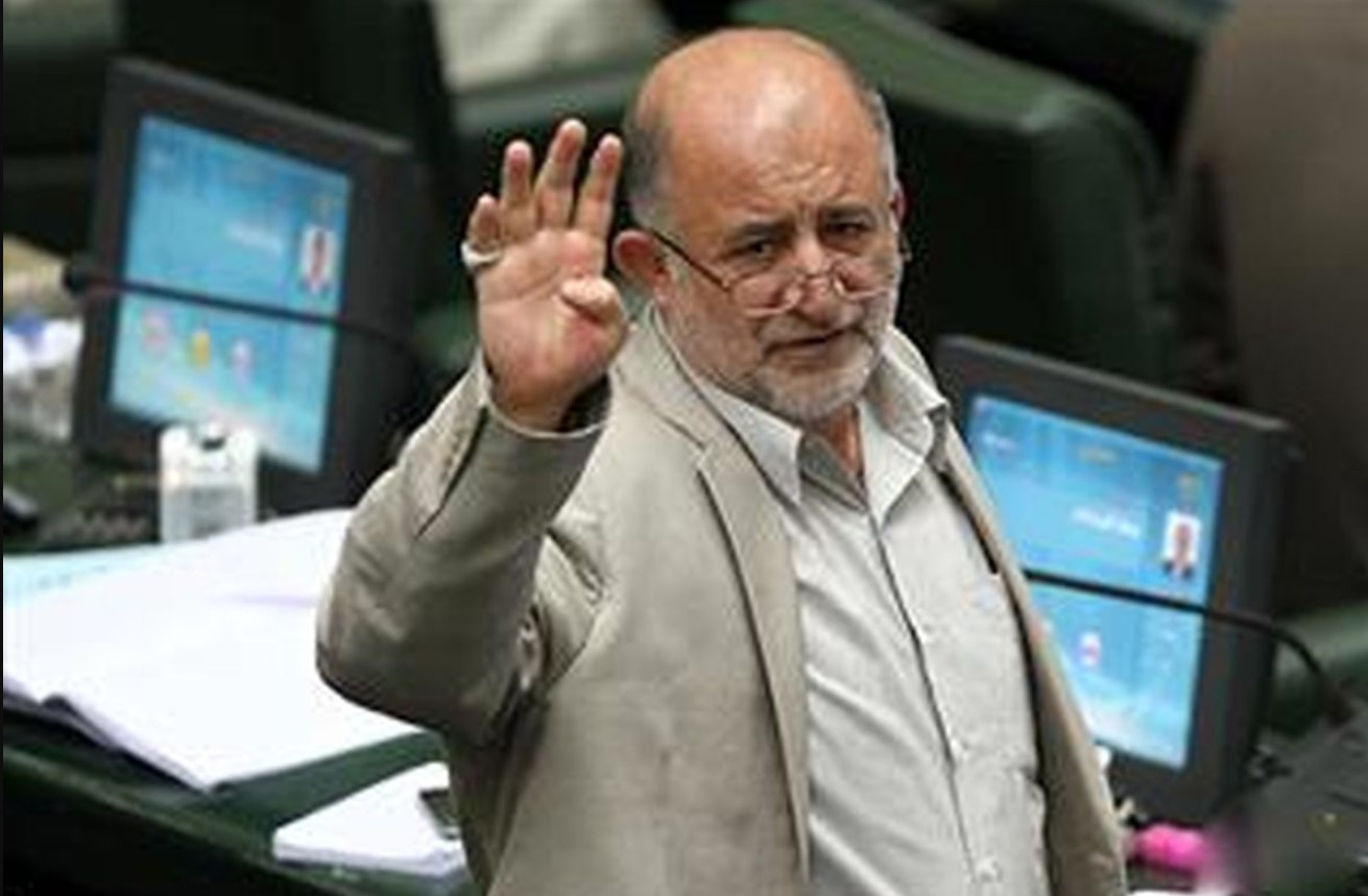 والپیپر نادر قاضی‌پور