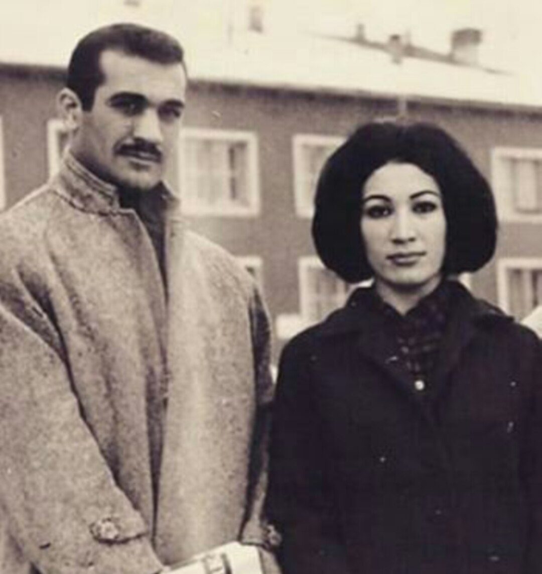 فریدون فرخزاد بازگشت