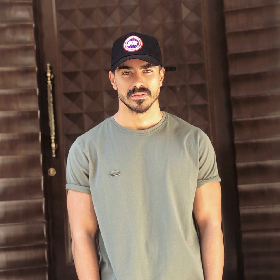 والپیپر مسعود روح‌نیکان