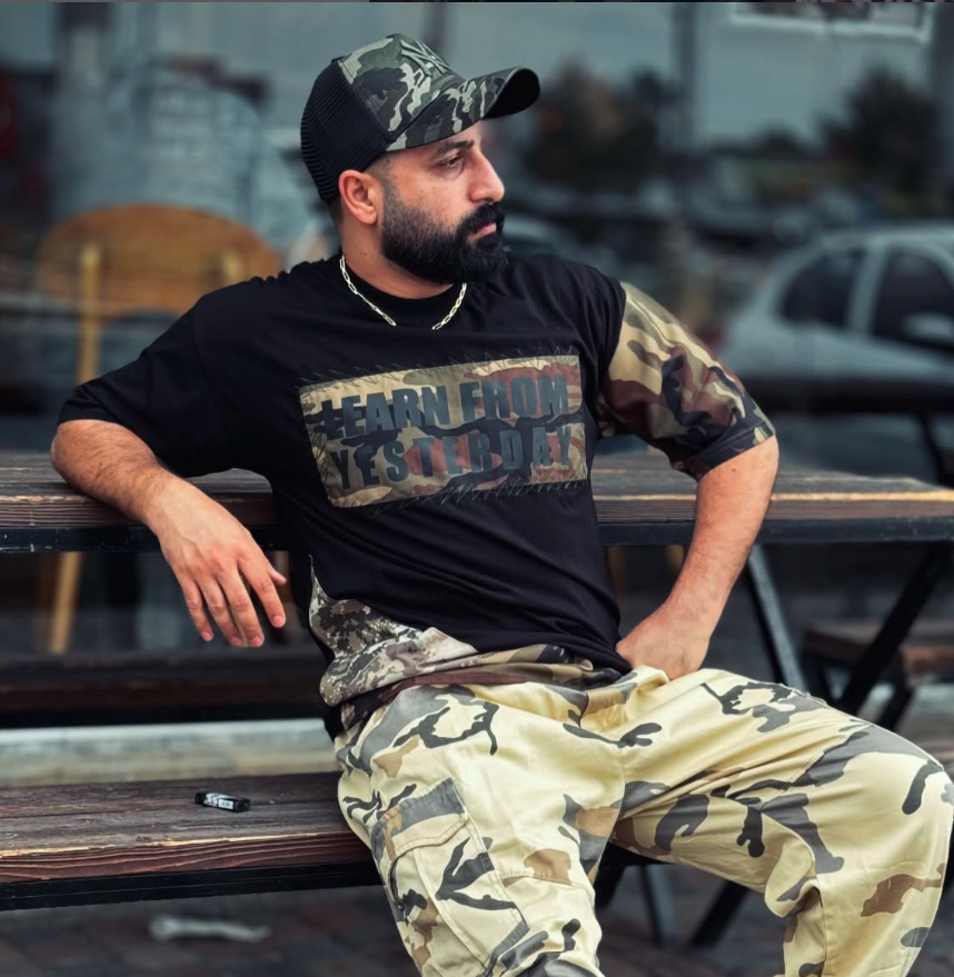 عکس وحید مرادی برای کامپیوتر