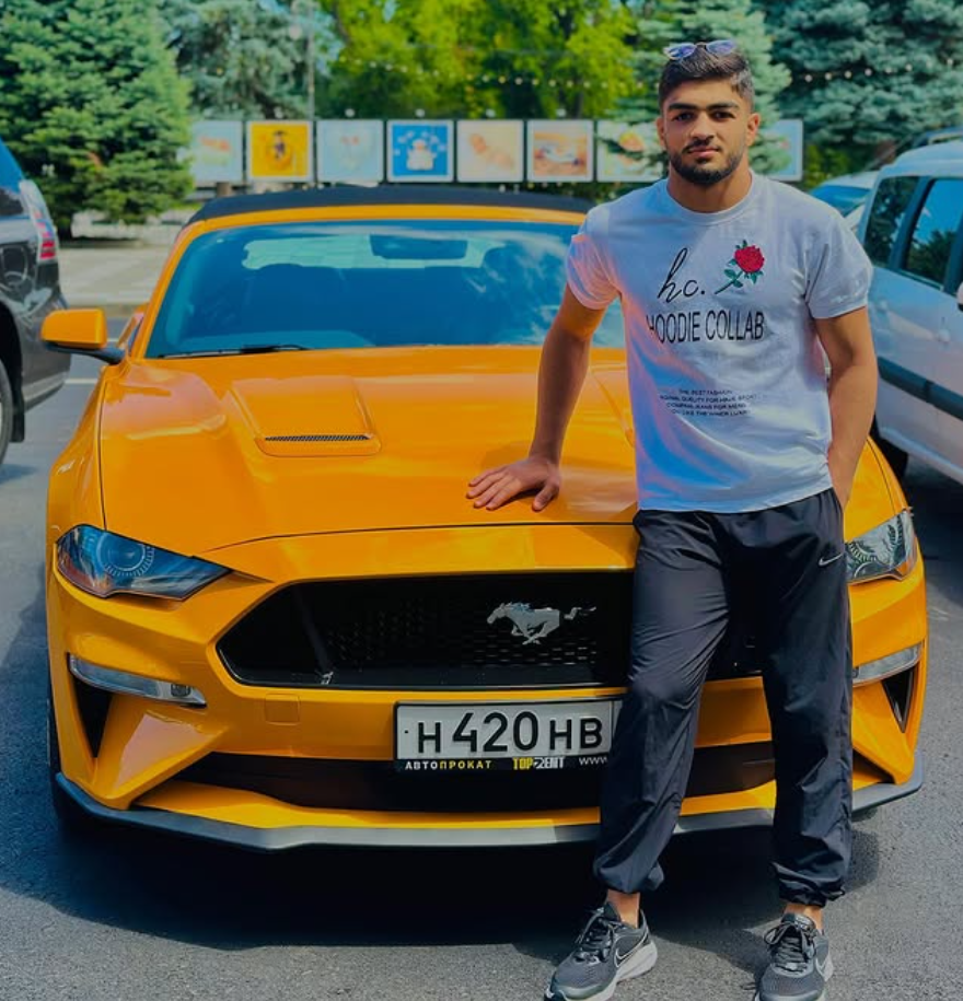 عکس آرمین حبیب‌زاده برای کامپیوتر
