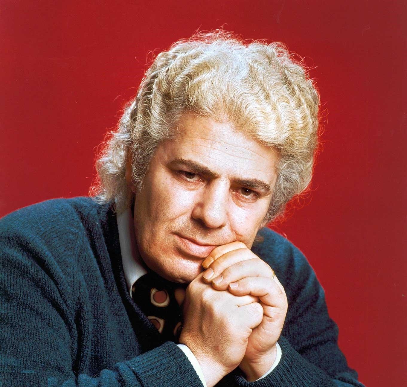 عکس جذاب احمد شاملو