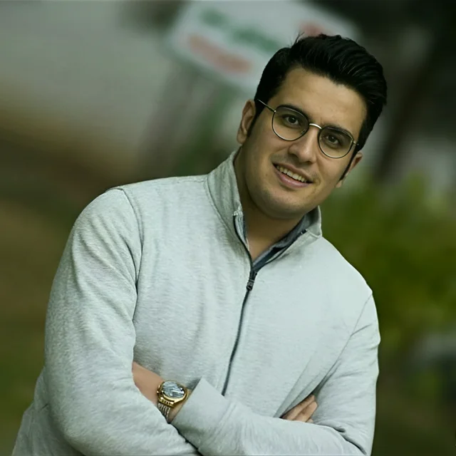 عکس امیرحسین قیاسی 2025