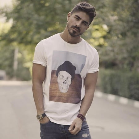 عکس مسعود روح‌نیکان برای موبایل