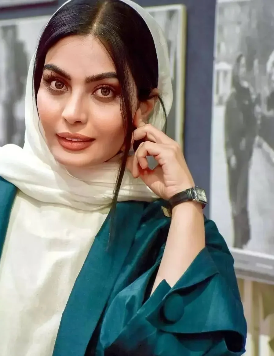 والپیپر صحرا اسدالهی