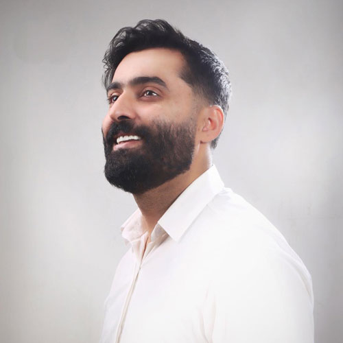 عکس پیمان کیوانی برای کامپیوتر